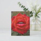 Carte Postale Rose rouge avec collage de lèvres (Debout devant)