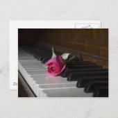 Carte Postale Rose sur piano (Devant / Derrière)