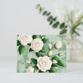Carte Postale Roses Blanches Élégantes Sur Vert (Debout devant)
