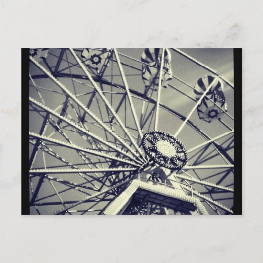 Carte Postale Roue ferrique noire et blanche (Devant)