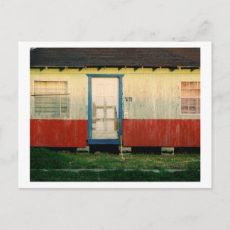 Carte Postale rouge blanc et poussière