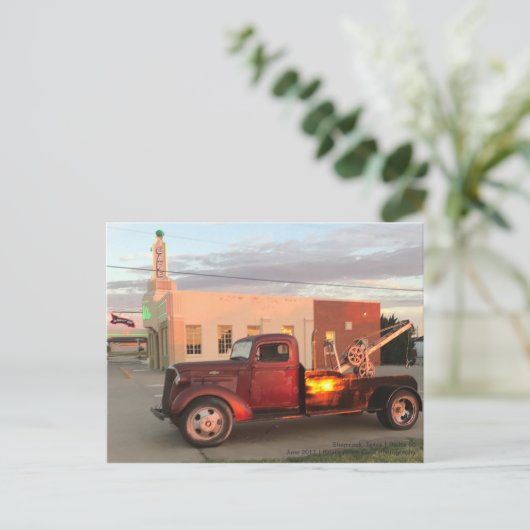 Carte Postale Route 66 : U Drop Inn | Shamrock, TX (Debout devant)