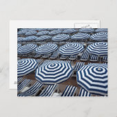 Carte Postale Rows of Striped Beach Umbrellas With Sun Beds (Devant / Derrière)