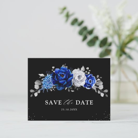 Carte Postale Royal Bleu Blanc Argent Floral Enregistrer la date (Debout devant)