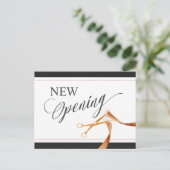 Carte Postale Ruban en cuivre et ciseaux NOUVELLE invitation d'o (Debout devant)