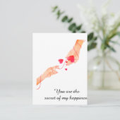 Carte Postale "Ruban Rouge Romantique du Destin Mains & Cœurs –  (Debout devant)