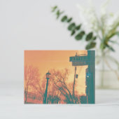 Carte Postale Rue du café (Debout devant)