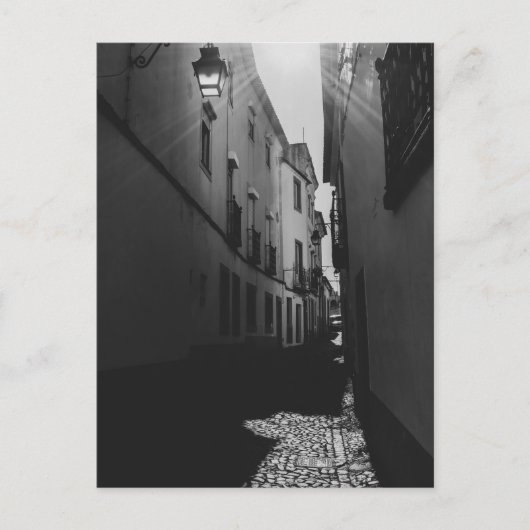 Carte Postale Rue latérale noire et blanche (Devant)
