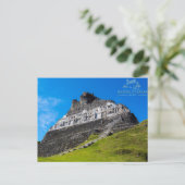 Carte Postale Ruines mayas de Xunantunich au Belize (Debout devant)