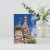 Carte Postale Russie, Moscou, place Rouge. St. Basil's 5 (Debout devant)