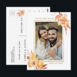 Carte Postale Rustic Fall Floral Mariage Photo Enregistrer la da<br><div class="desc">Ce mariage, sauf la carte postale date, présente des fleurs rustiques aquarelles et des citrouilles en orange brûlé, or, terre cuite, bordeaux, rougis avec de l'herbe pampa beige et marron. Pour une personnalisation plus avancée de cette conception, cliquez sur le lien "customiser plus loin". Des articles correspondants sont également disponibles....</div>