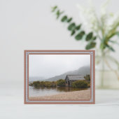 Carte Postale Rustic Lake Cabine -Tranquille paysa (Debout devant)