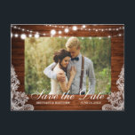 Carte Postale Rustic Wood String Lights Lace Photo Enregistrer l<br><div class="desc">Rustique Mariage Bois Chaîne Lumières dentelle Photo Enregistrer la date Carte postale</div>