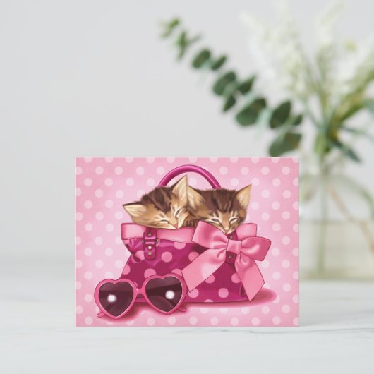 Carte Postale Sacs mignons (Debout devant)