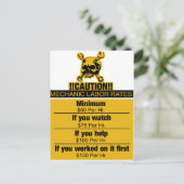 Carte Postale Salaires de mécanicien - précaution (Debout devant)