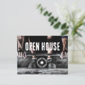 Carte Postale Salle de sport (Debout devant)