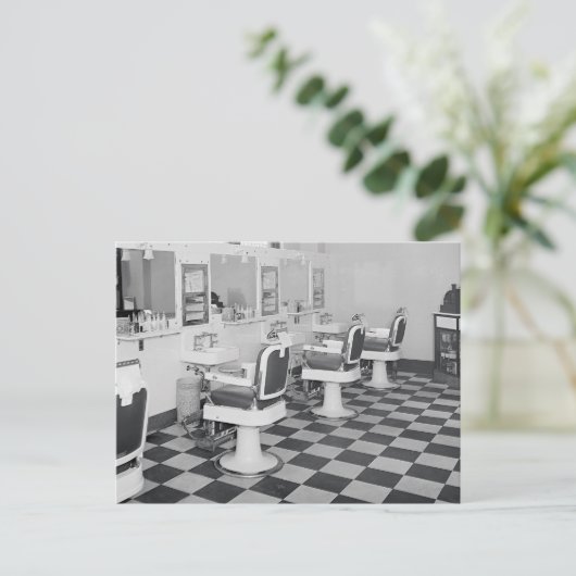 Carte Postale Salon de coiffure exécutif, 1935 (Debout devant)