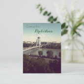 Carte Postale Salutations de Bratislava (Debout devant)