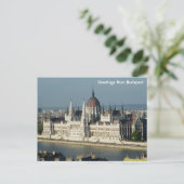 Carte Postale Salutations de Budapest - Parlement de Hongrie (Debout devant)