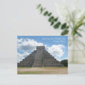 Carte Postale Salutations de Chichén Itzá, Mexique (Debout devant)