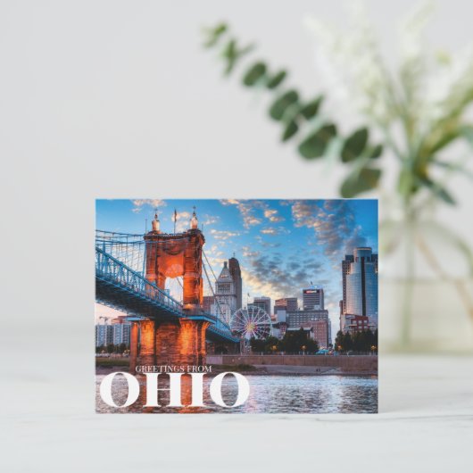 Carte Postale salutations de l'ohio (Debout devant)