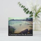 Carte Postale salutations de plage copacabana (Debout devant)