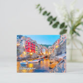 Carte Postale Salutations De Riomaggiore, Italie (Debout devant)
