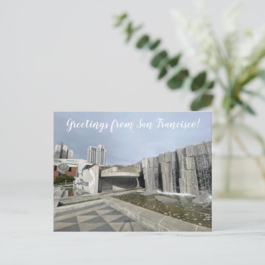 Carte Postale Salutations de San Francisco ! (Debout devant)