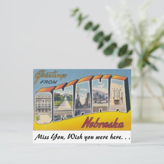 Carte Postale Salutations d'Omaha, Nebraska (Debout devant)