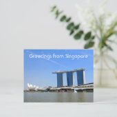 Carte Postale salutations marina bay (Debout devant)