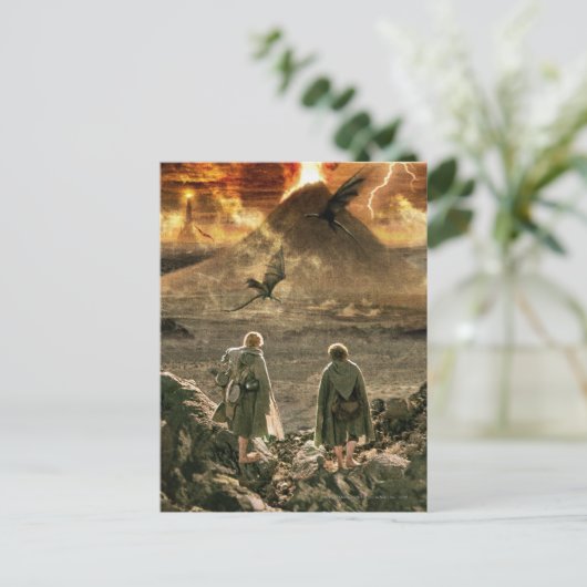 Carte Postale Sam et FRODO™ approchent le mont Doom (Debout devant)