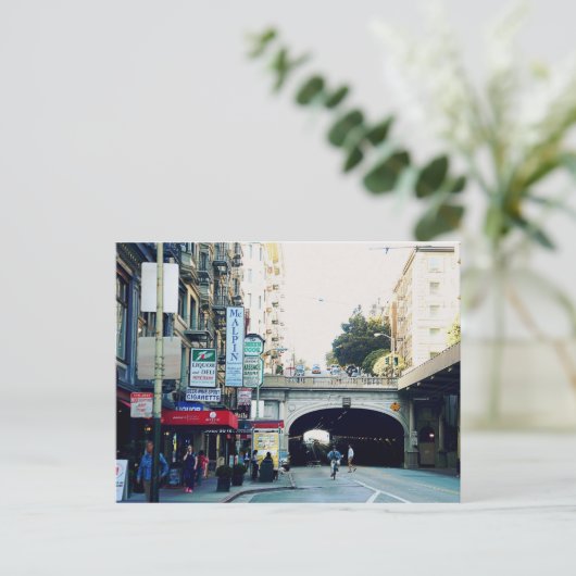 Carte Postale San Francisco : Tunnels (Debout devant)