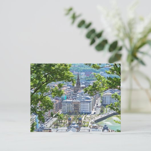 Carte Postale San Sebastian. n° 8. (Debout devant)