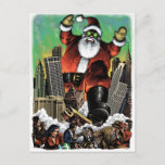 Carte postale Santazilla<br><div class="desc">Illustration d'un Père Noël géant terrorisant une ville</div>