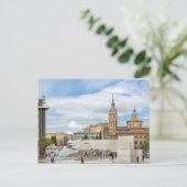 Carte Postale Saragosse. n° 21. (Debout devant)