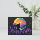Carte Postale Sasquatch Rainbow Mountain Moon Wall Clock (Debout devant)