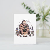 Carte Postale Sasquatch tenant des fleurs (Debout devant)