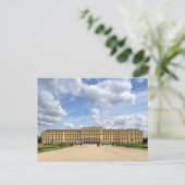 Carte Postale Schloss Schönbrunn (Debout devant)