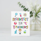 Carte Postale Scientist in Training for Young Scientists (Debout devant)