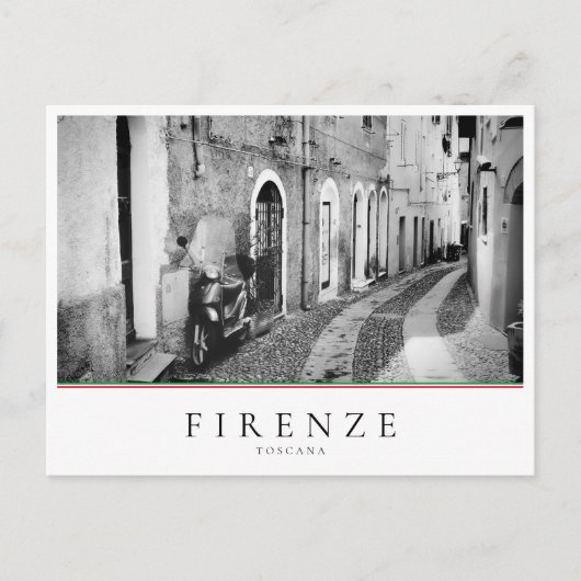 Carte Postale Scooter dans une rue en Italie en noir et blanc (Devant)