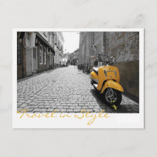 Carte Postale scooter jaune