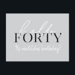 Carte Postale Script et géométrique 40e anniversaire<br><div class="desc">Écriture moderne & invitation géométrique de quarantième anniversaire. Motif de arrière géométrique moderne. Partie d'une collection. La couleur peut être changée.</div>