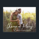 Carte Postale Script manuscrit Changement de plan Photo<br><div class="desc">Moderne tendance manuscrit Script Changement de plans Mariage report Nouveau Mariage Date Couple Photo Carte postale</div>