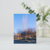 Carte Postale Sculpture de la gare de Davis (Debout devant)