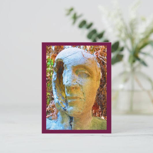 Carte Postale sculpture sur visage (Debout devant)