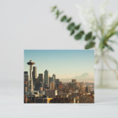 Carte Postale Seattle skyline et Space Needle (Debout devant)