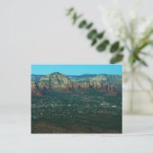 Carte Postale Sedona et Coffee Pot Rock vus d'en haut (Debout devant)