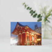 Carte Postale Sensoji Gate (Asakusa, Japon) (Debout devant)