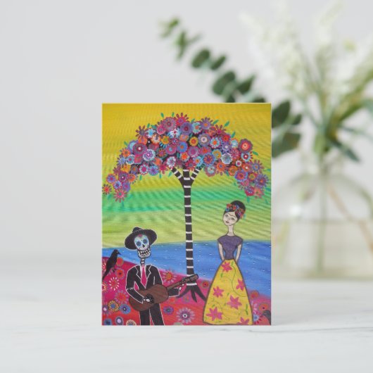CARTE POSTALE SERENADING FRIDA (Debout devant)