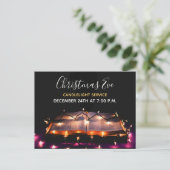 Carte Postale Service aux chandelles Église de la veille de Noël (Debout devant)